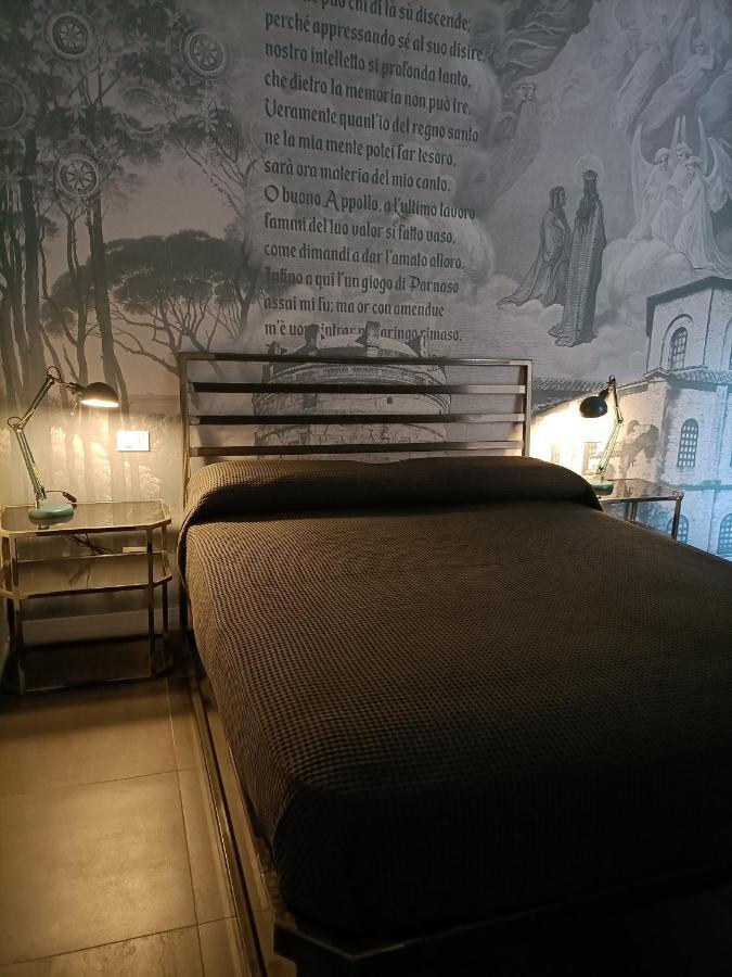 Bb Letterario Bed & Breakfast ราเวนนา ภายนอก รูปภาพ